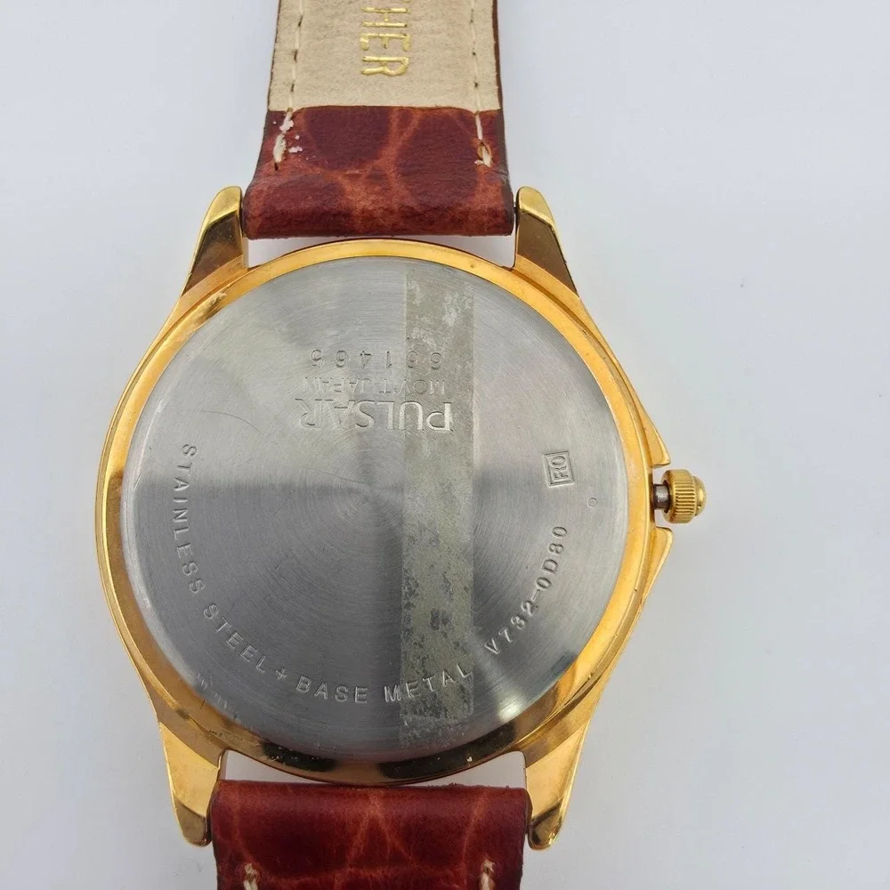 Vtg SEIKO PULSAR Watch Date Indicator Brown Croc Leather Band Gold Tone 8